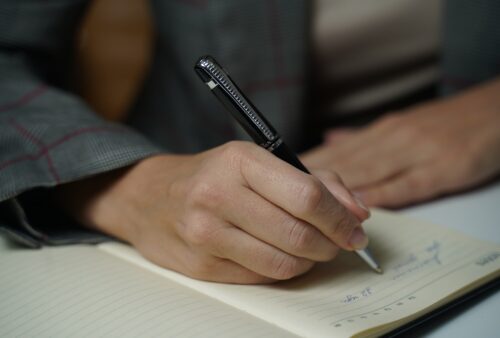 Hand Writing Notebook Pen Letter  - Sozavisimost / Pixabay